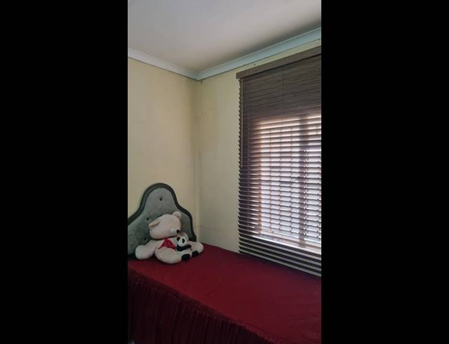 4 BEDROOM HOUSE FOR SALE IN FERNWOOD